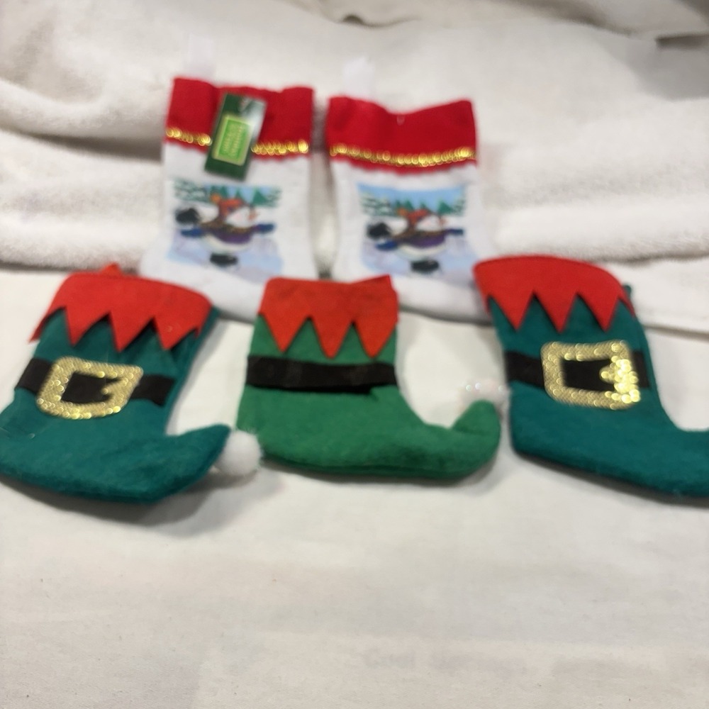 5 Mini Vintage Christmas Felt Stockings 2 White Snowman 3 Green Red Boots